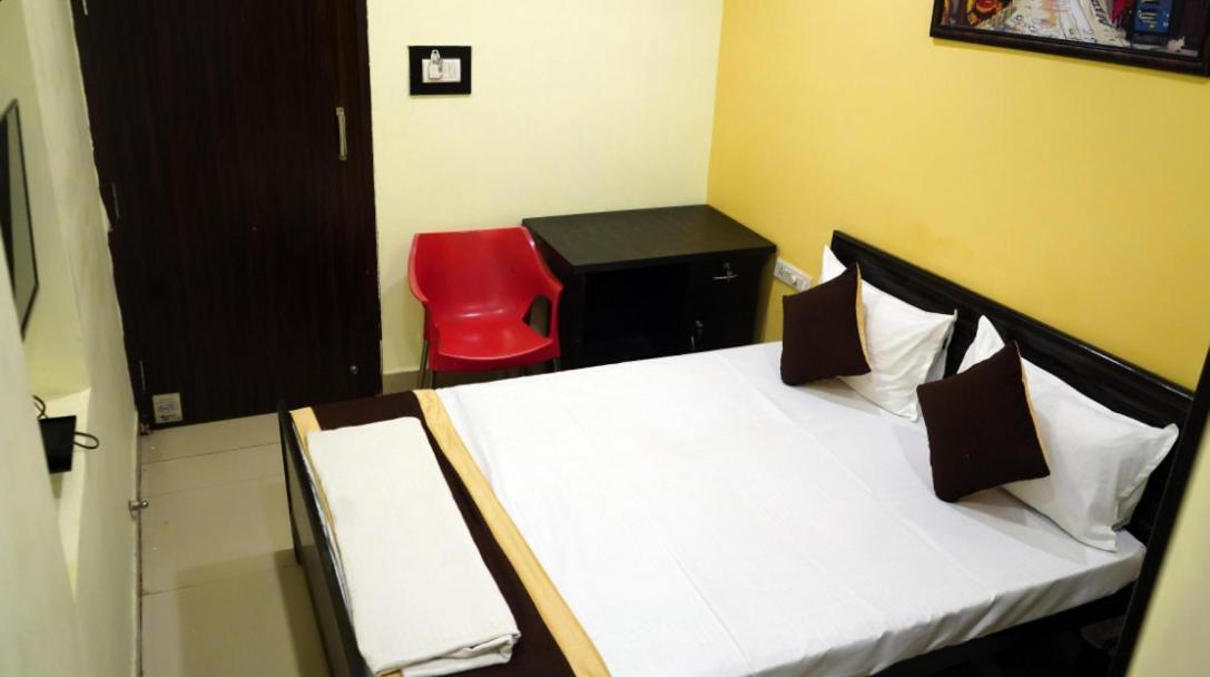 Hotel Atithi Niwas Prayagraj Exterior photo